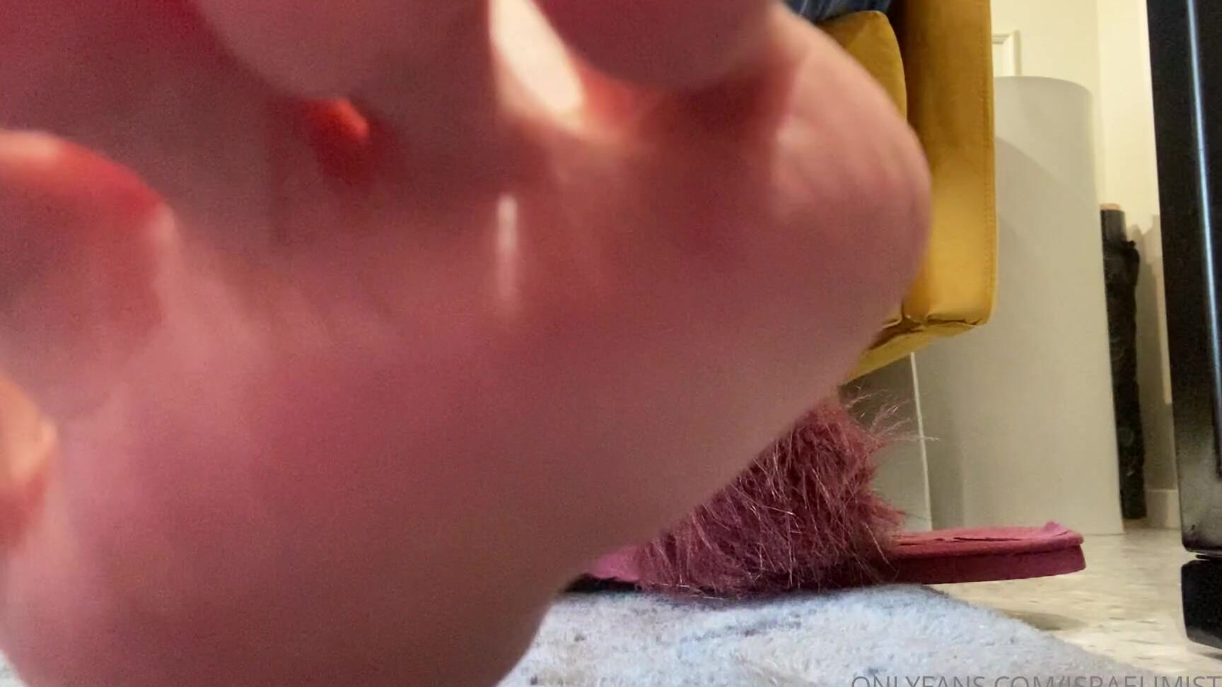 Israelimistress Foot Fetish For My Foot Slaves