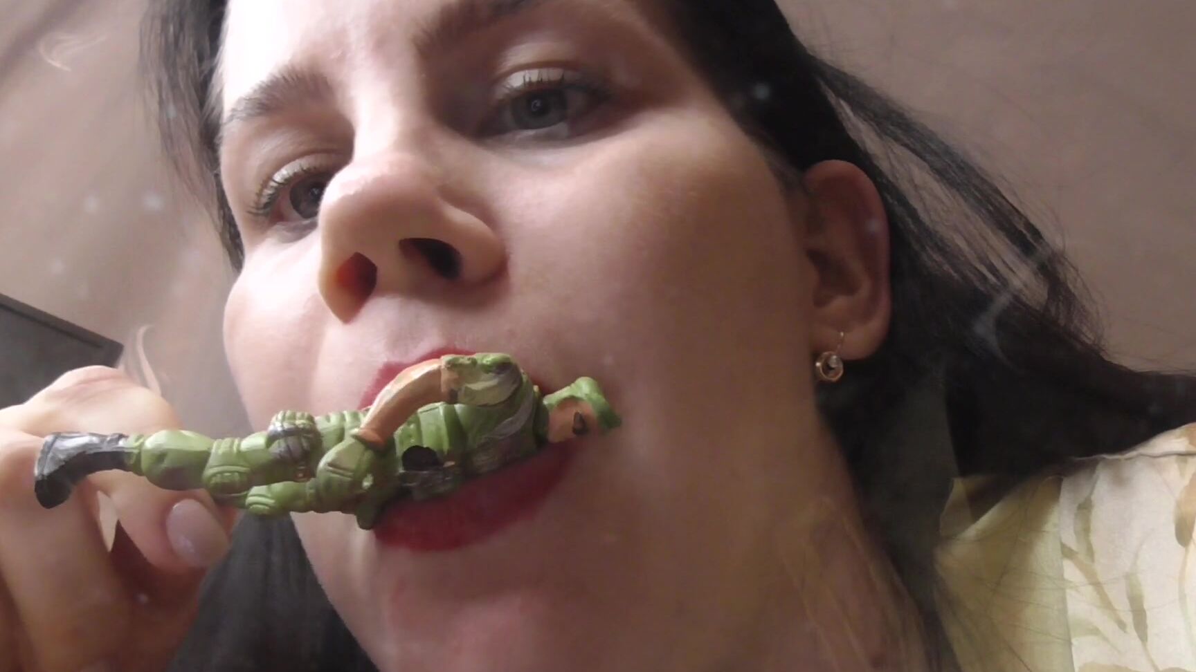 Amateur, Brunette, Femdom, Giantess, Mistress a-giant-woman-wants-to-eat-a-little-man ManyVids