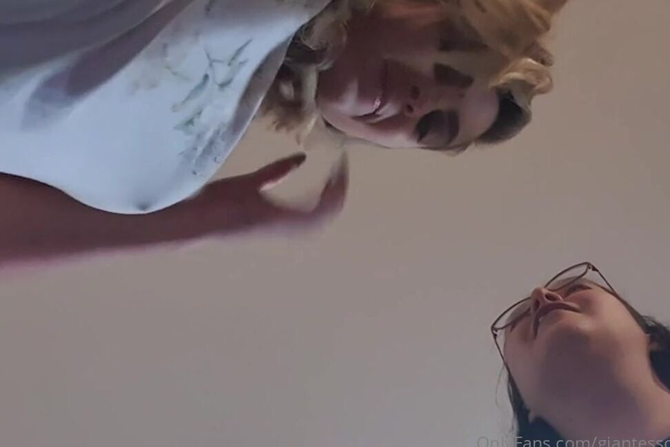 Giantessclips Who S Going To Eat You Starring Dani And Sam For More Visit Https Onlyfans Com