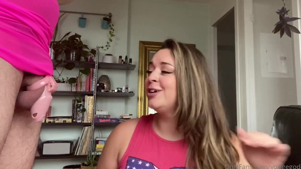 Goddess Allie James Nicknamed Yongegoddess Onlyfans Video Loctober The Best Time Of Year