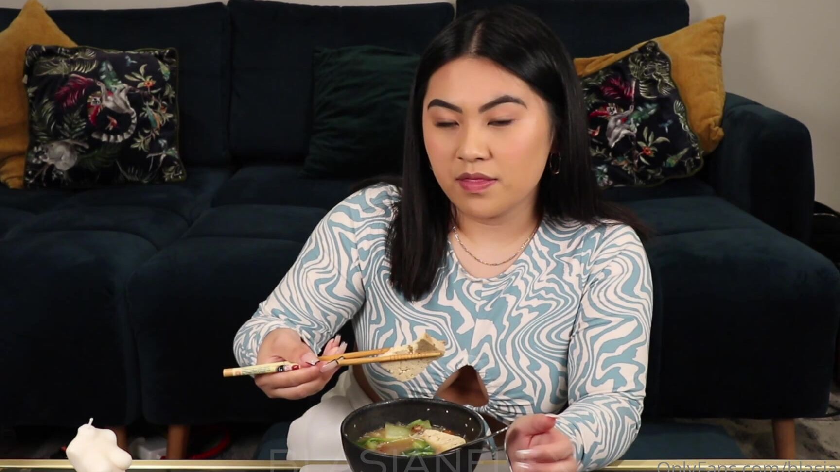 Blasianflexnina The Second Episode Of A Brand New Mukbang