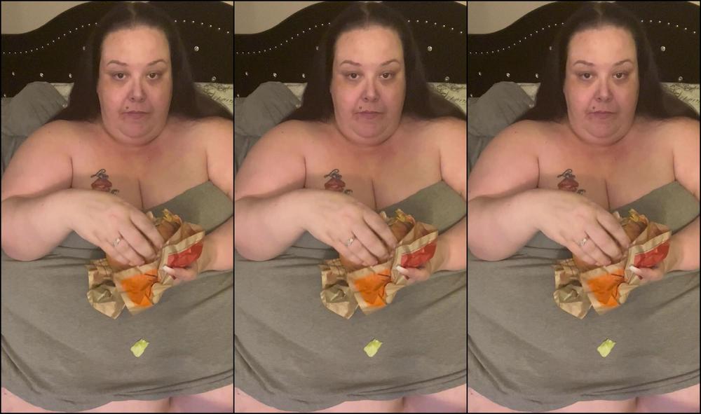 Jloves Stuffing My Face With Some Burger King