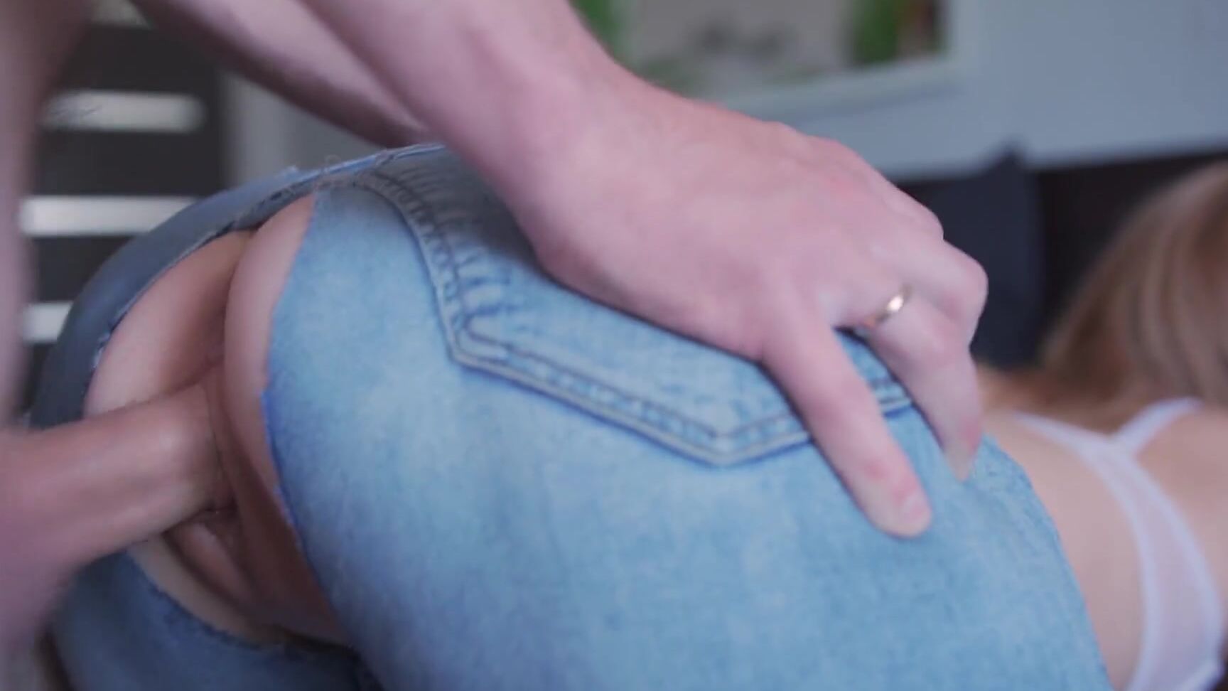 mefantasy Fit Girl in Ripped Jeans Cums from Hard Fucking Pornhub