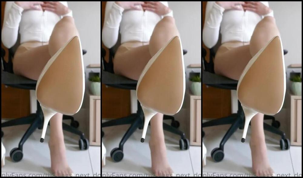 The Legs Next Door Nicknamed The Legs Next Door Onlyfans Never Let An All In White Outfit Fool You Footboys Goddess Annabel Is Ready To Smother You At Any