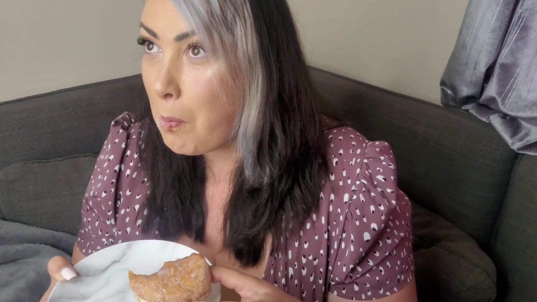 Missscarlett Jam Doughnut Won The Poll So Here It Is X I Had Planned To Include Cum On Cake While