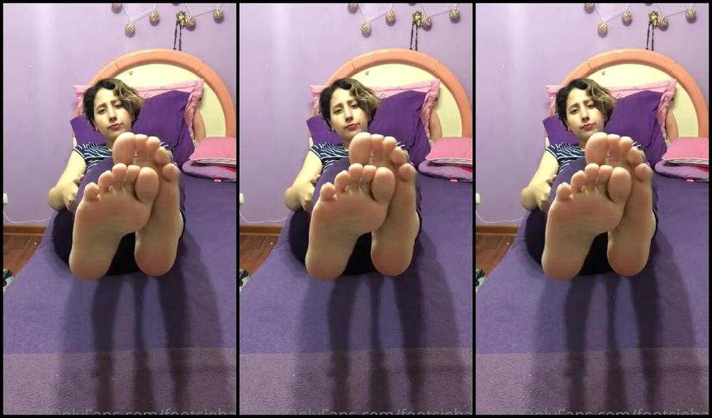 Gia S Feet Nicknamed Footsiebab 05 31 2021 Onlyfans Video Spanish J0I J0I En Espanol