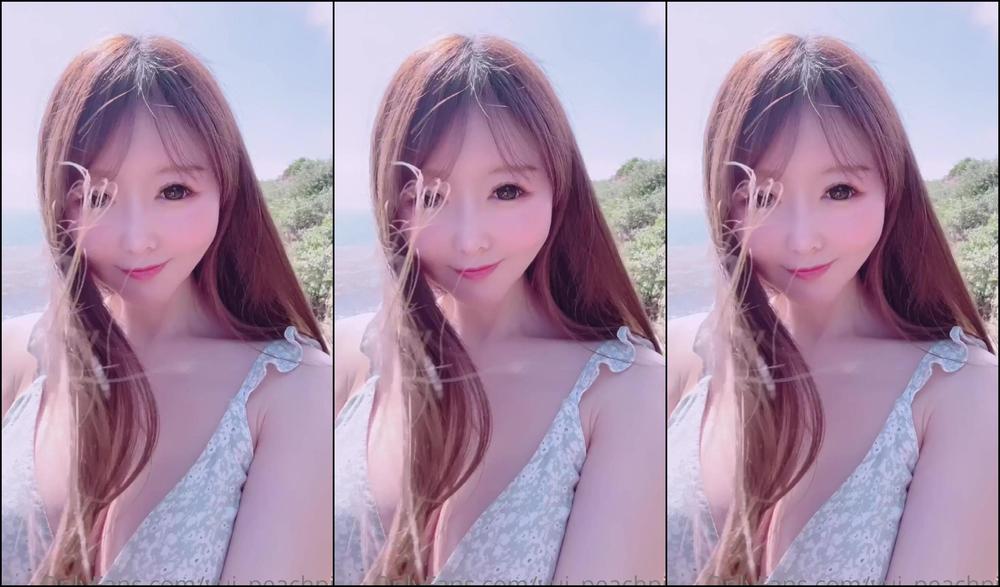 Yui At The Beach I Love Going To The Beach By Yui Peachpie From Onlyfans