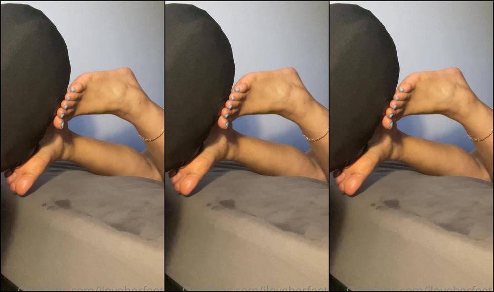 Iloveherfeettt I Gotta Make Sure Goldenfeetgoddess S Toes Go In My Mouth Whenever I See Her This One