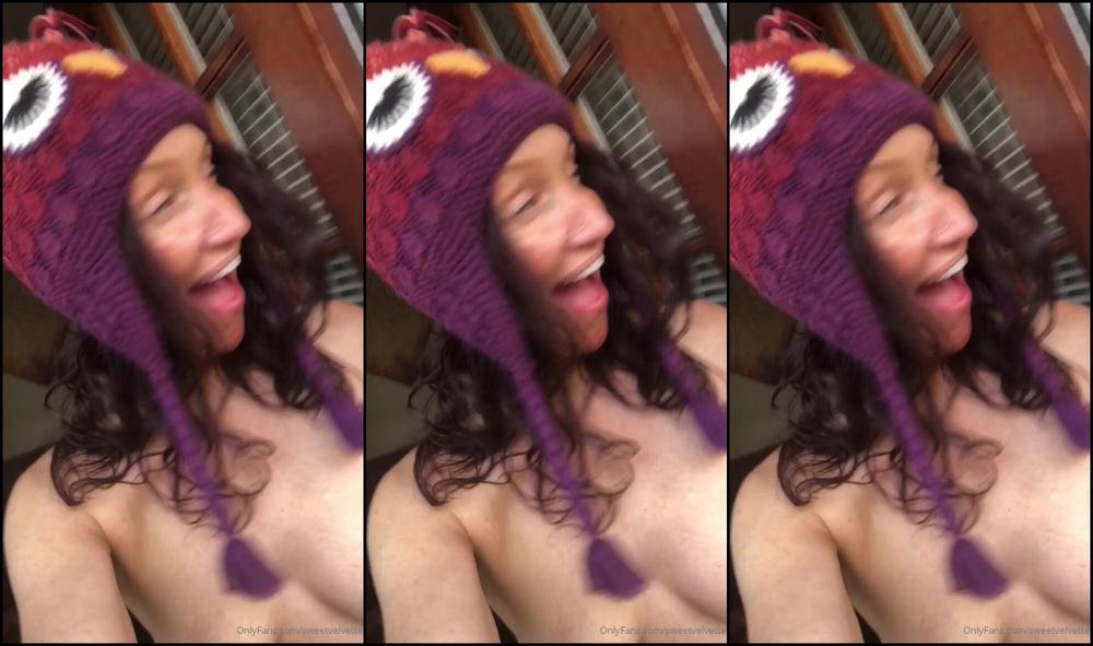 sweetvelvette-15-12-2019-105389661-warning-this-post-contains-me-being-a-naughty-girl-in-public-it-s-been-way-too-long