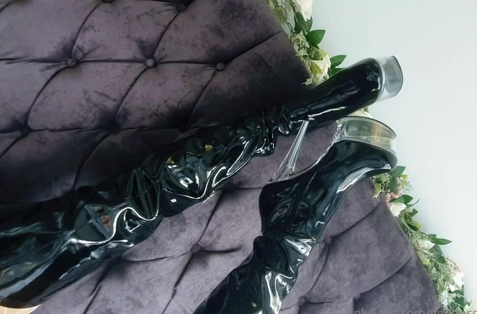 Miss Evie Lock Nicknamed Missevielock Onlyfans These Boots Were Made To Abuse Pathetic Bitches Like You