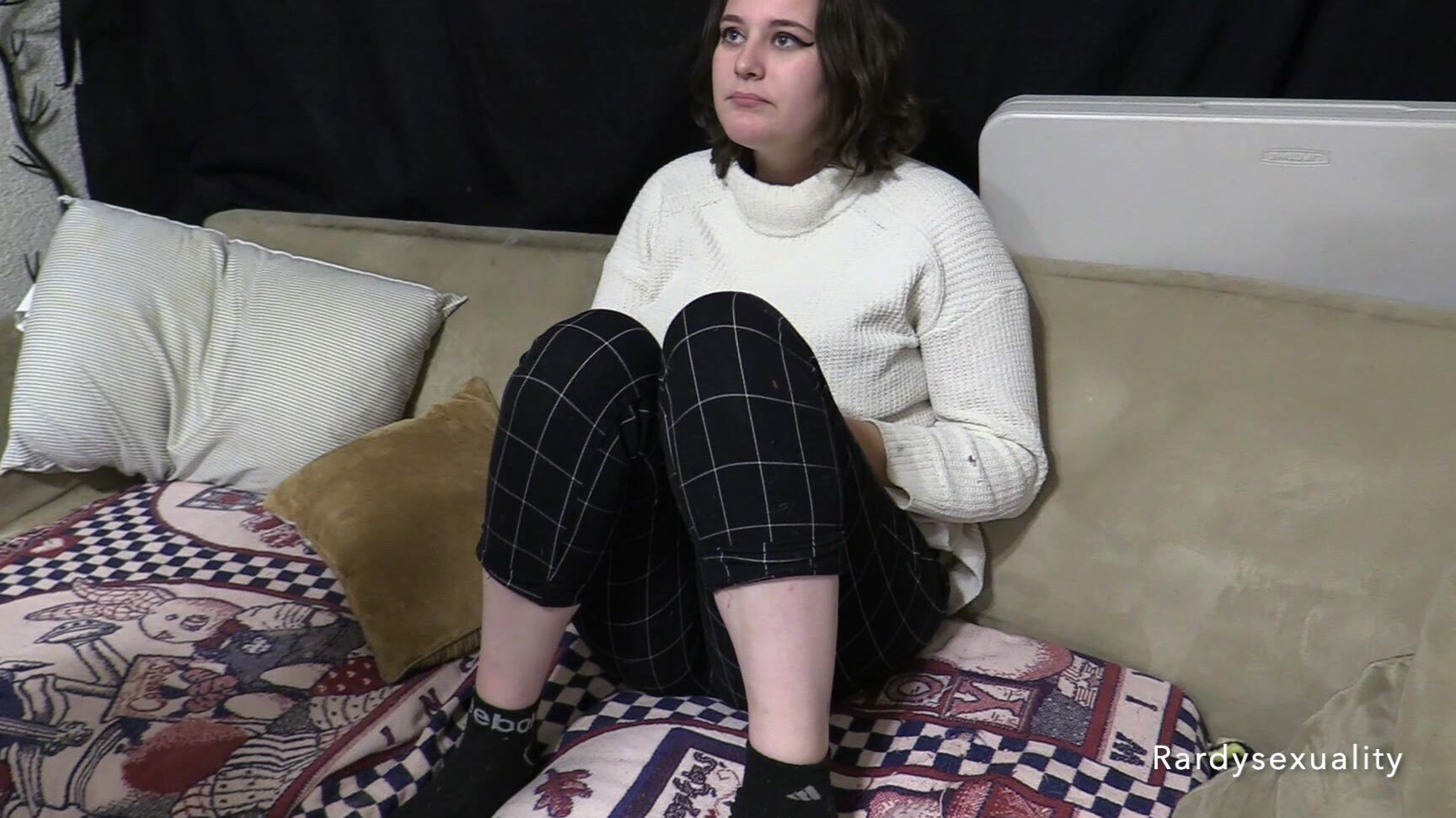 "Rardysexuality" domestic discipline, jeans fetish, otk spanking, spanking, spanking m/f Liv Foster Gets The Spoon spanking part1 manyvids