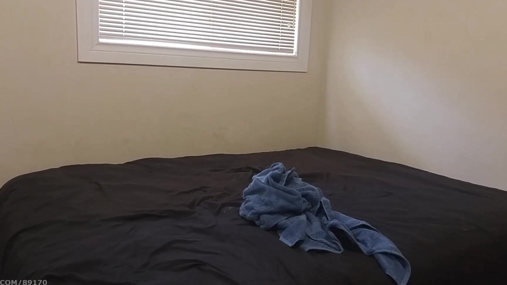 Booty U Showering In My Clothes