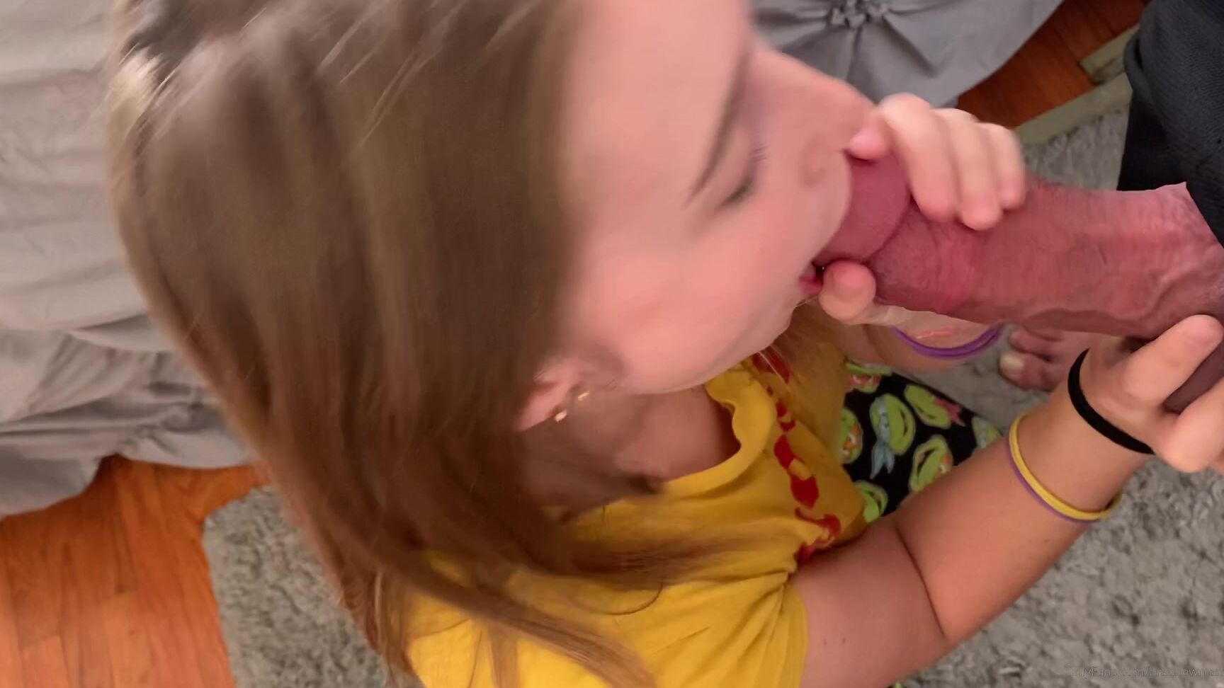 Bradnewman She Could Help But Suck It Message Me If You Want To Bu