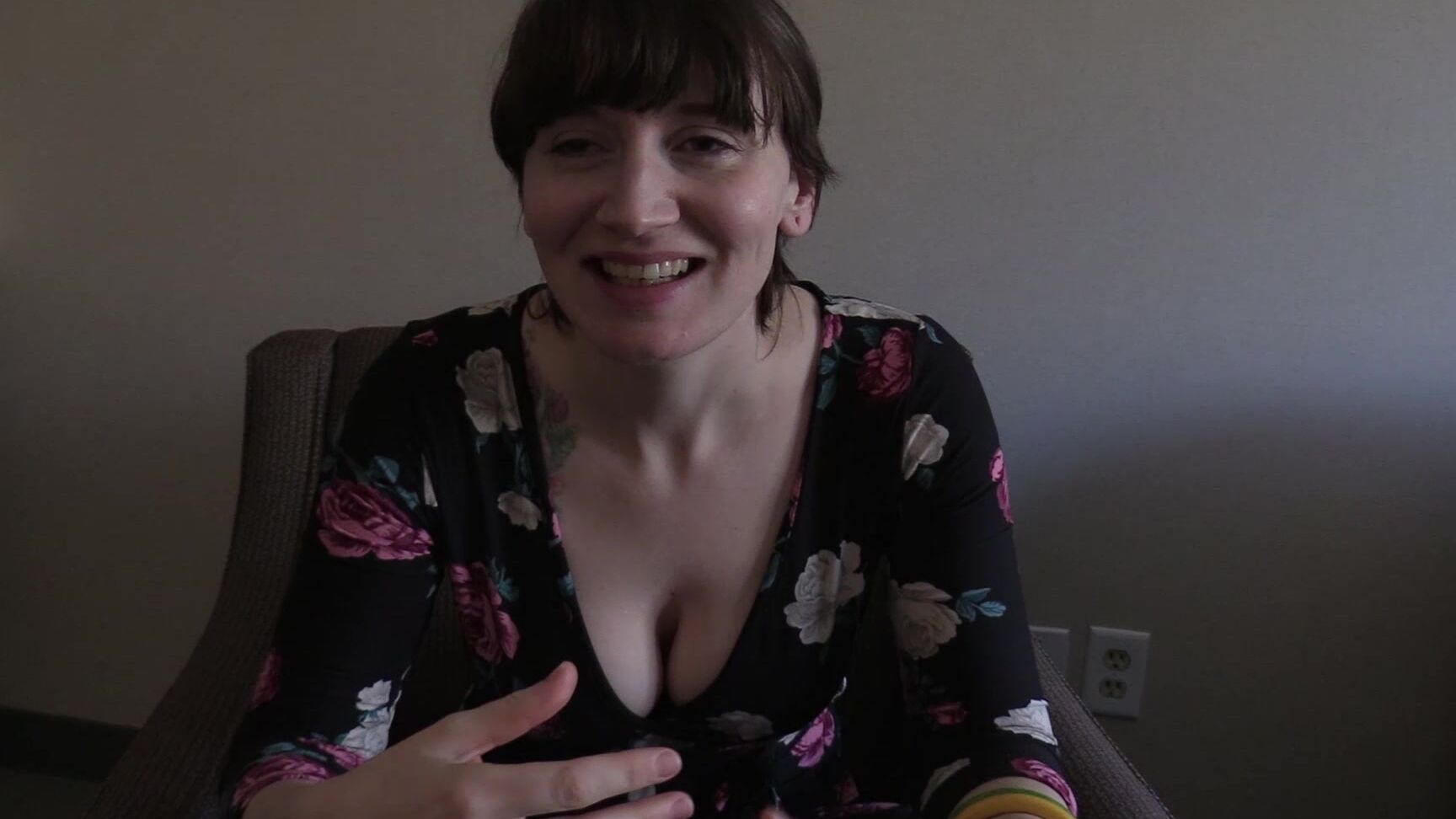 Cougar, Masturbation Encouragement, POV, Reality Porn, Taboo bettie bondage mom is a cougar part i ManyVids