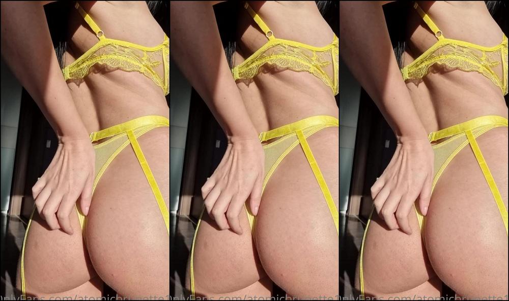 Atomicbrunette18 1 150