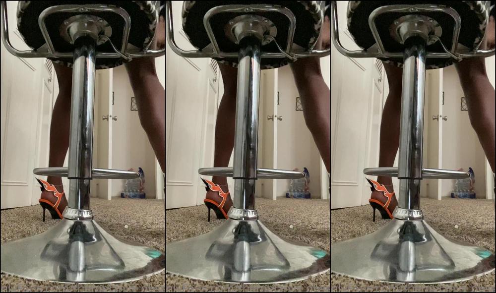 Themelanin Obsession Bottom View