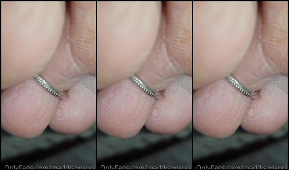 Maddison Spoilt Nicknamed Maddisonspoilt Onlyfans A Nice Close Up For You Looks Like Im Going To Be Doing Some Foot Dusting This Weekend Dm If You