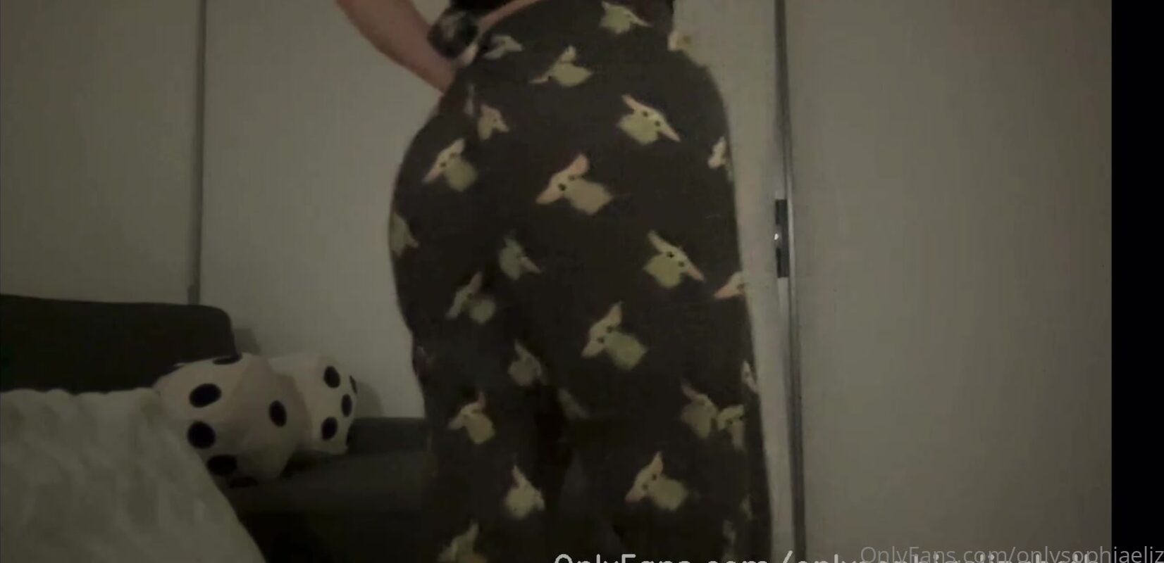 Onlysophiaelizabeth 2470609487 05 29 2022 A Couple Of Booty Moments From Last Night What Was Your Favourite Part From The