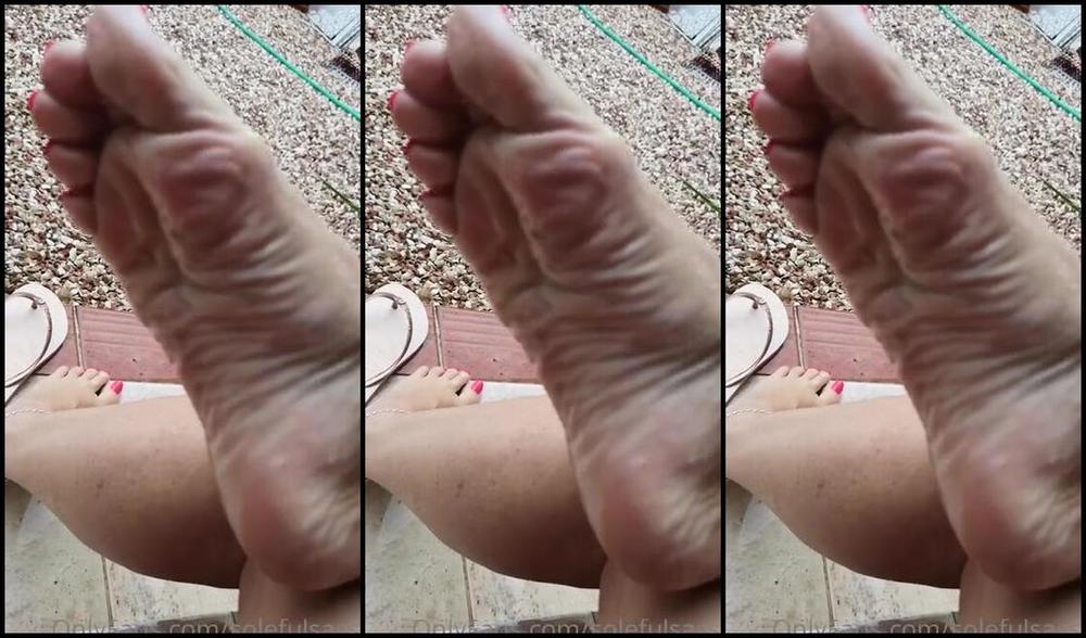 Solefulsassy Onlyfans Wet Wet Wet Love A Storm Especially After A Hot Humid Day Like Today