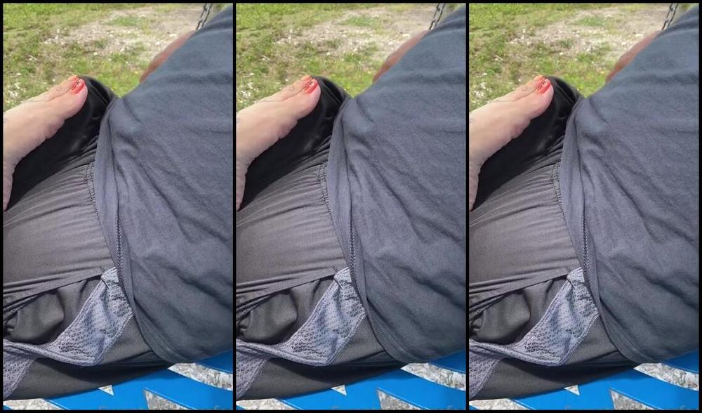 Goddess Rhonda Aka Sweetesthangsfeet Onlyfans Public Display Of Affection Anyone I Personally Love It But You Know I M Kinda Different And No 1