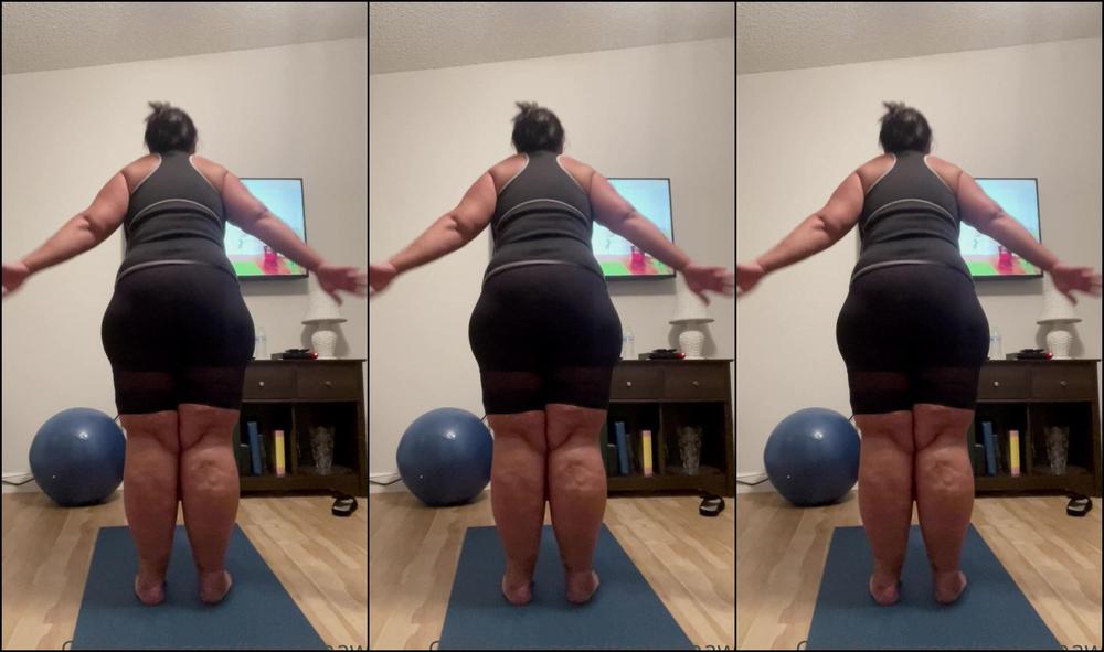 Teeteepawg Happy Titty Tues And Yoga Of Course