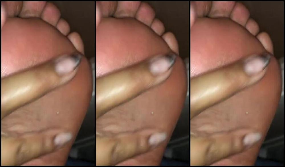 Ennie S Toes And Soles Nicknamed Enniestoes Onlyfans Literally Just Took Off My 15 Hour Worn Sweaty Ass Pumas Dry Feet Moisturized By My Sweat Watch 7