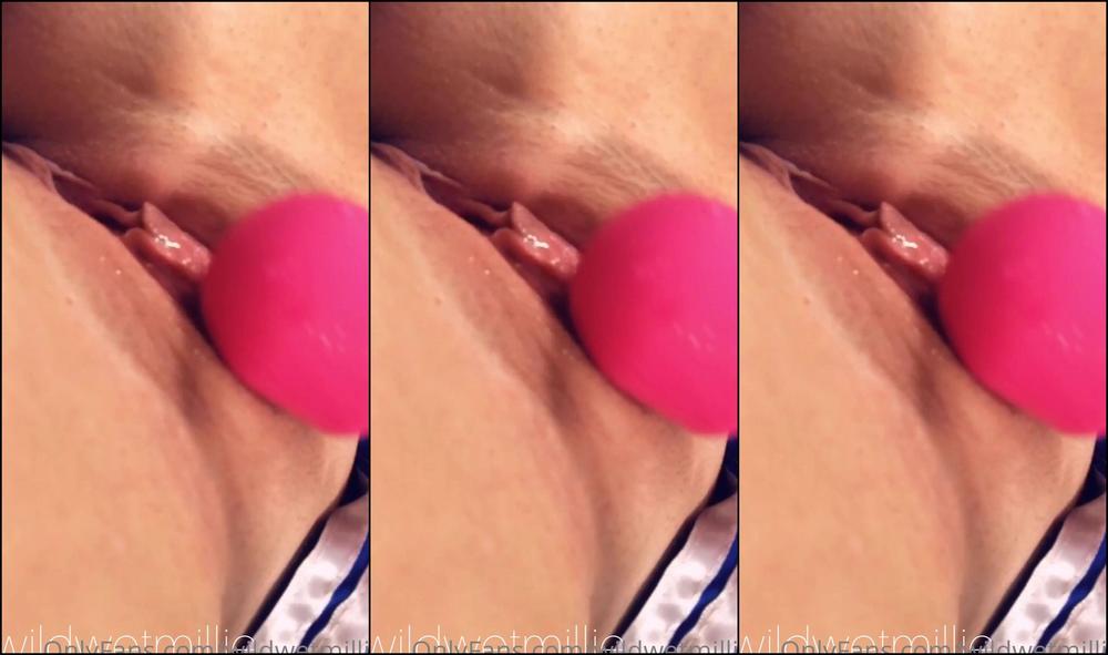 Wildwetmillie Making My Pussy Soaking Wet For You In My Cheerleader Outfit