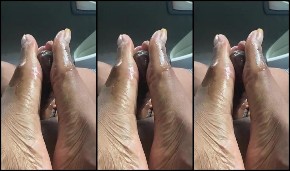 Souls4Soles1 Nicknamed Xxxquisitesoles Onlyfans I Took His Fj Virginity