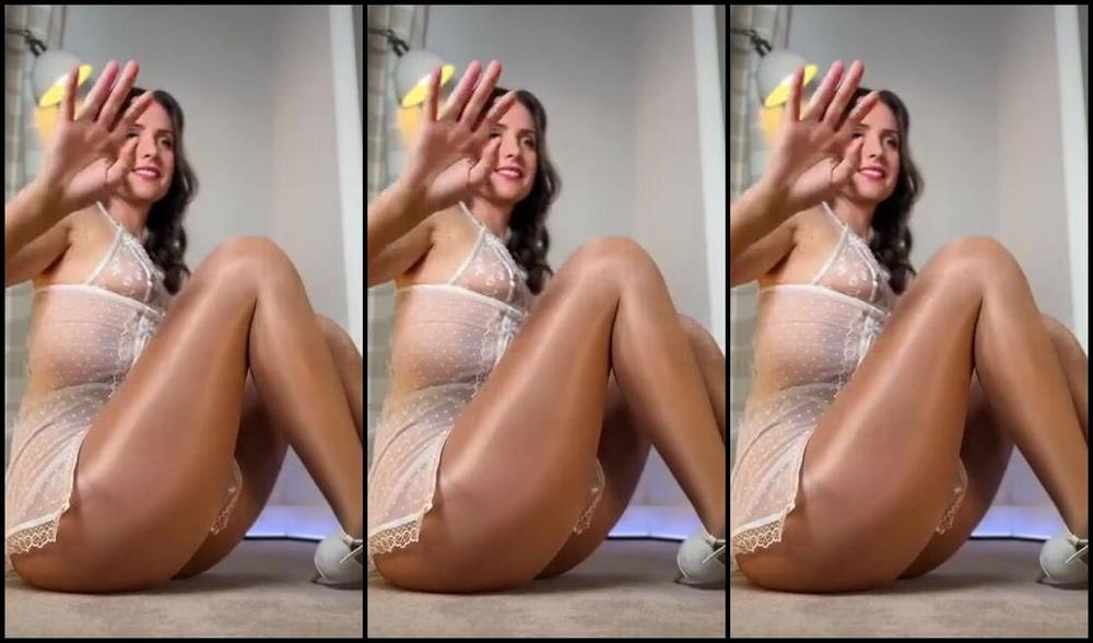 Nylon Bea Nicknamed Nylonbea Onlyfans Neon 40S In Fairly Light Need Sunglasses For These