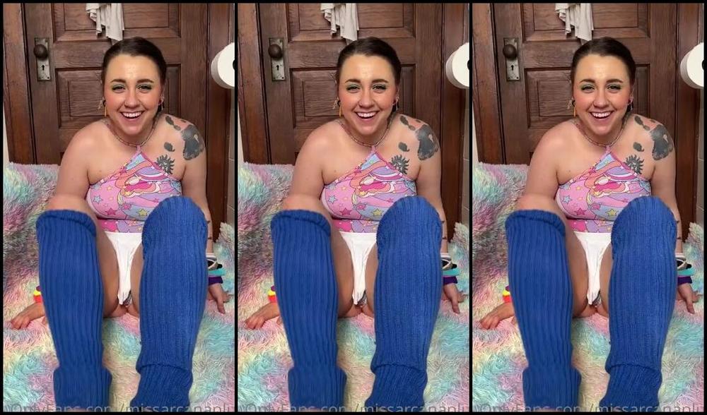 Missarcanaplus Nicknamed Missarcanaplus Onlyfans Another Little Video For You As I Remove My Legwarmers For You You Know Its Fun Stripping Somethin