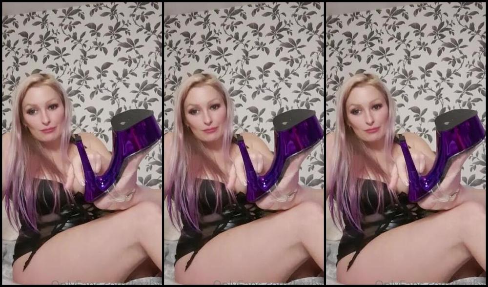 Kaz B Nicknamed Kazbxx Femdom 10 21 2020 Onlyfans Video Testing The Video Camera