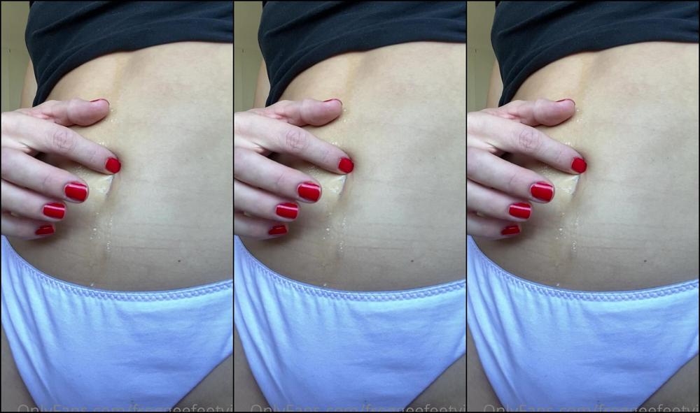 Froggeefeetvip Something Different But I Really Love My Belly Button