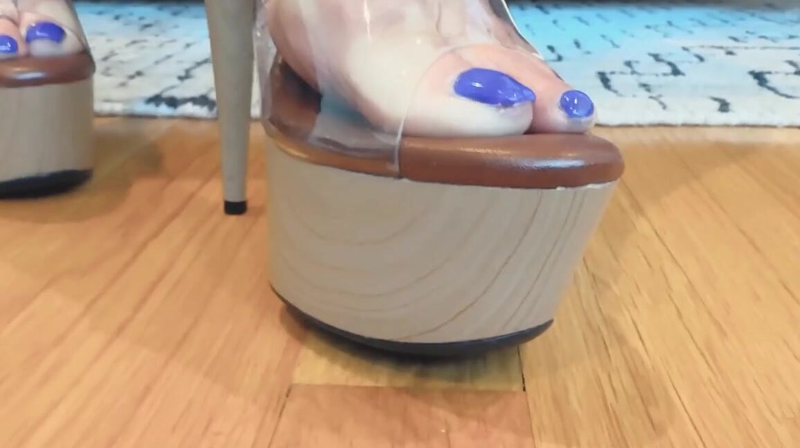 Kate Dangle Nicknamed Katedangle 03 13 2025 Onlyfans Video Want To Feel Beneath Me Get A Close Up View Of My Feet In Clear Mules