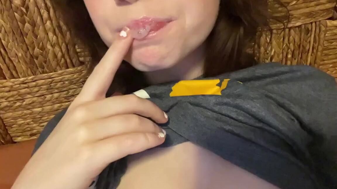 Goddess Celeste Nicknamed Goddessceleste1111 Onlyfans Hiiii Im Back Ill Get To Messages Asap My Onlyfans Is Tweaking