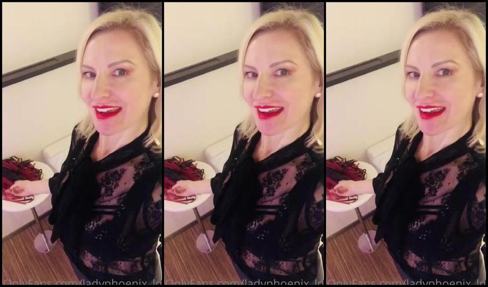 Lady Phoenix Nicknamed Ladyphoenix Ldn Onlyfans And As If By Magic I M Now In My Second Hotel Room Of The Day Displaying My Array Of Floggers Ready