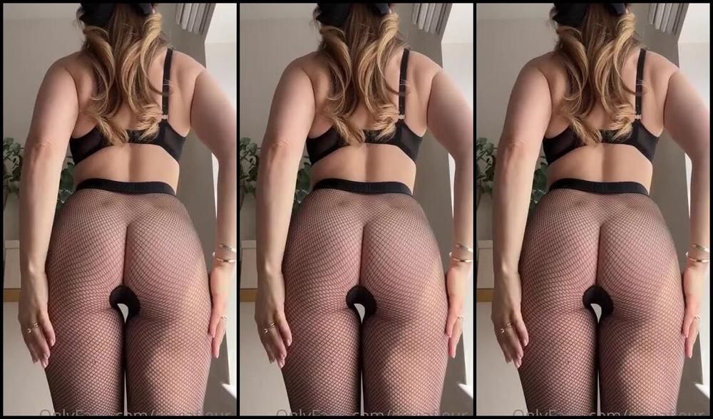Oliviafleur X 05 22 2023 Onlyfans Video Do You Like These Fishnets As Much As I Do I Love Them But For Me