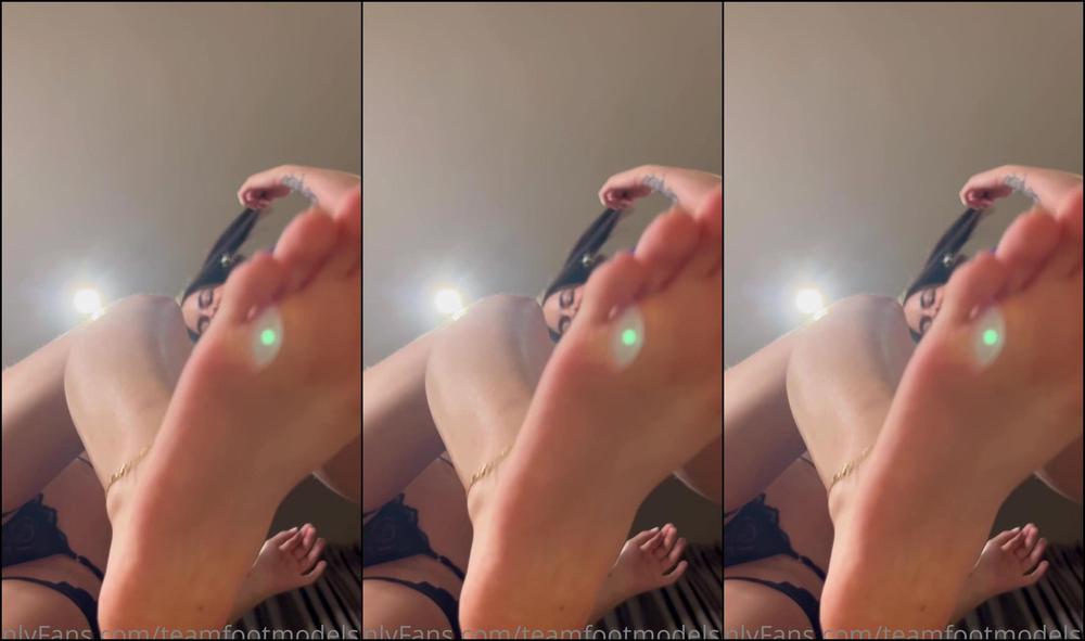 Teamfootmodelsco Imagine You Are With Us In A Room And You Have No Escape Our Feet Start To Get Close To Y