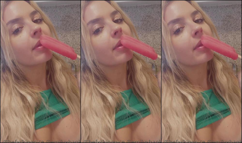 Emilyxbanks 2022 04 17 The Most Random Happy Easter Post