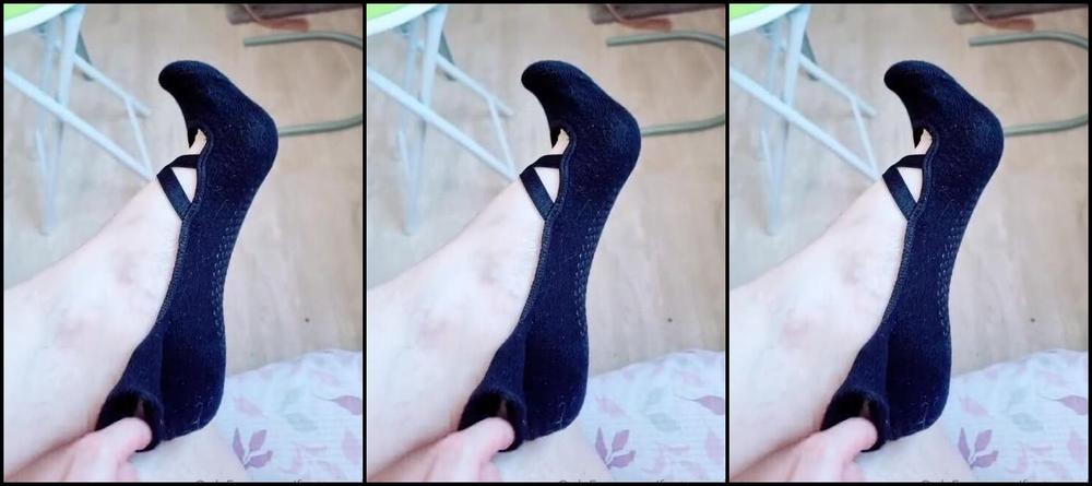 Feetvampire Nicknamed Feetvampire Onlyfans Anyone Interested In Heels Or Socks