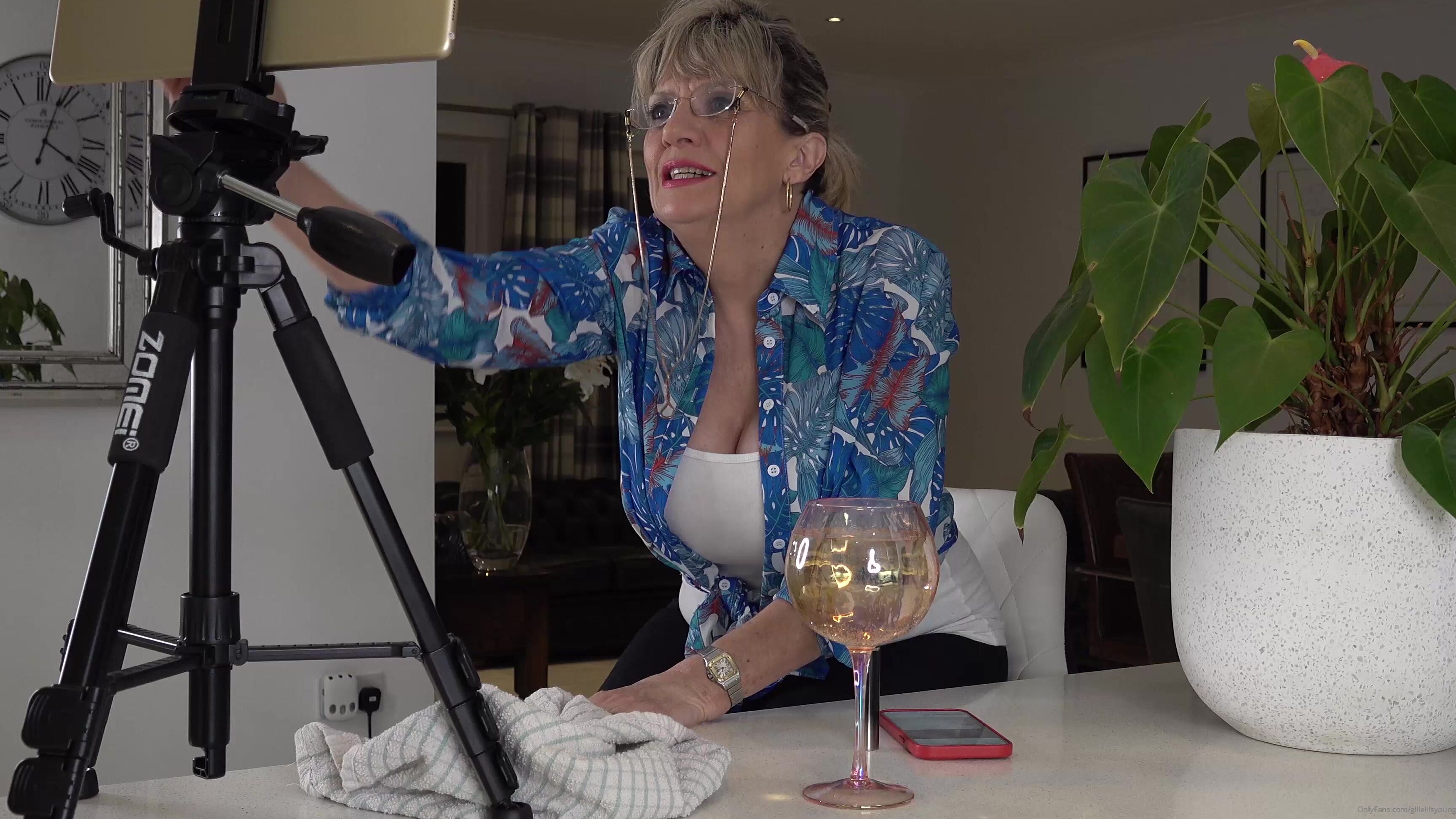 Gillellisyoung Monday The Th Of January Live Stream My Own Recording Well We Had A Few Problems Tonig