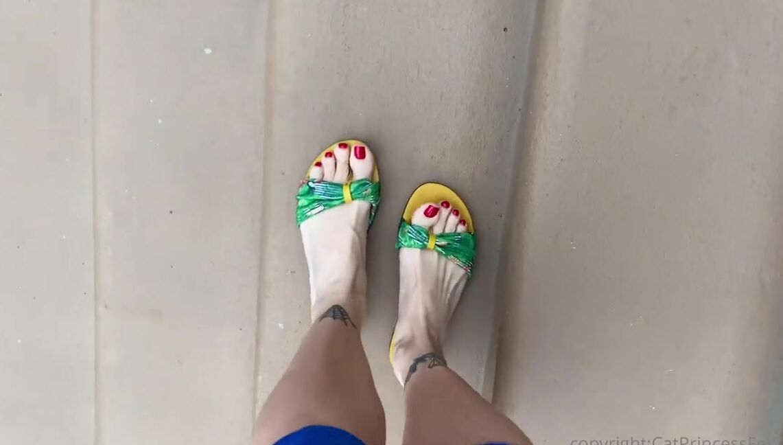 Catprincessfeet Onlyfans Outside Barefoot Again Enjoy