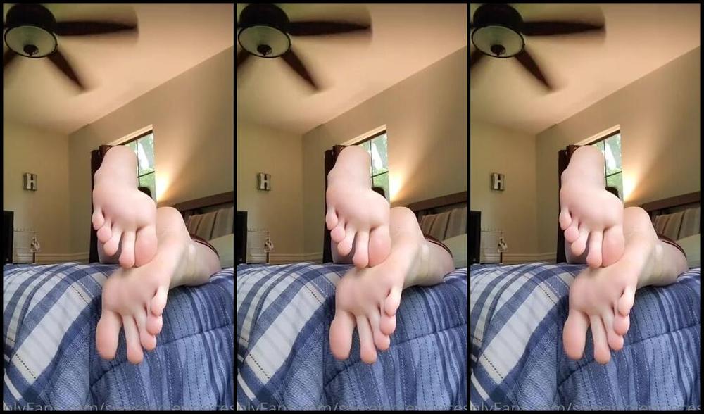 Megan Fletcher Aka Sweetsoleprincess Onlyfans Ignoring You Is My Favorite Thing To Do I Dont Even Notice You Down There