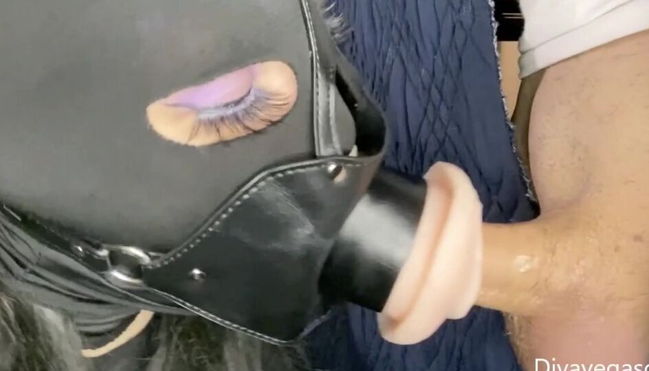 Divavegasgh Cute Short Ft Guy At My Gloryhole