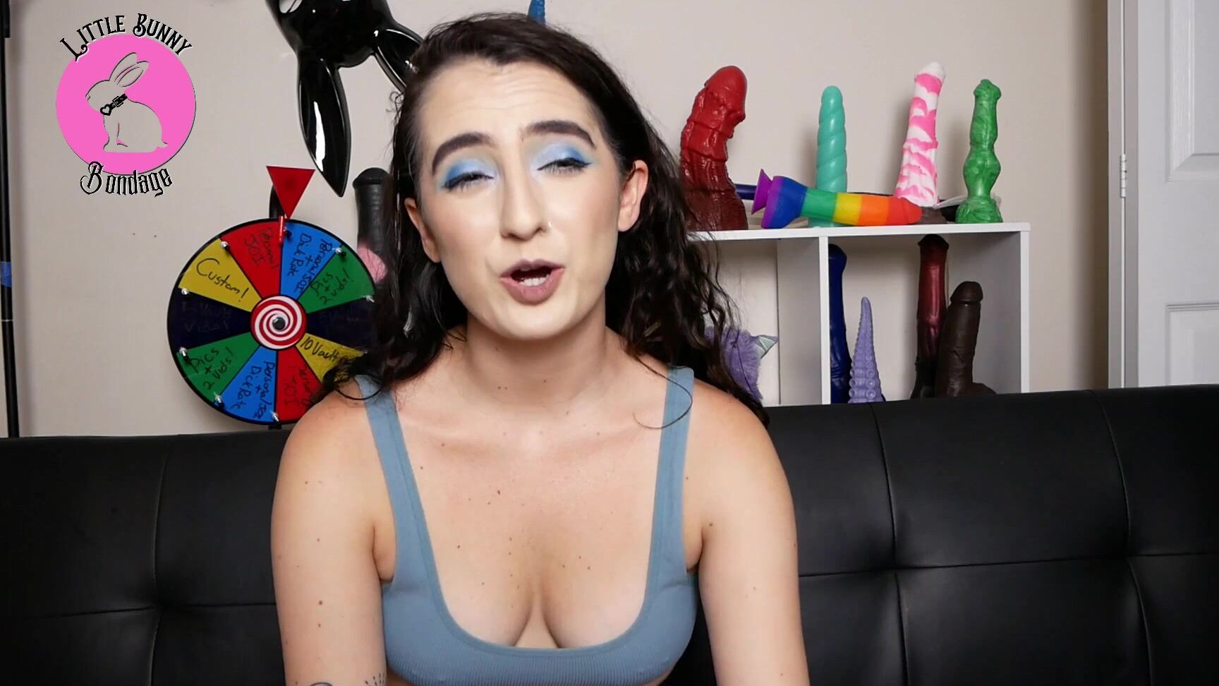 Vlog, Blogging, Friends bunny s broadcast july ManyVids