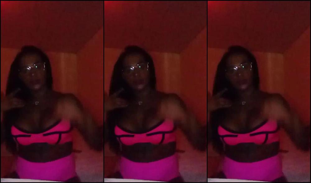 Famosinharenatinha Come On My Loves Give Me Your Grade For