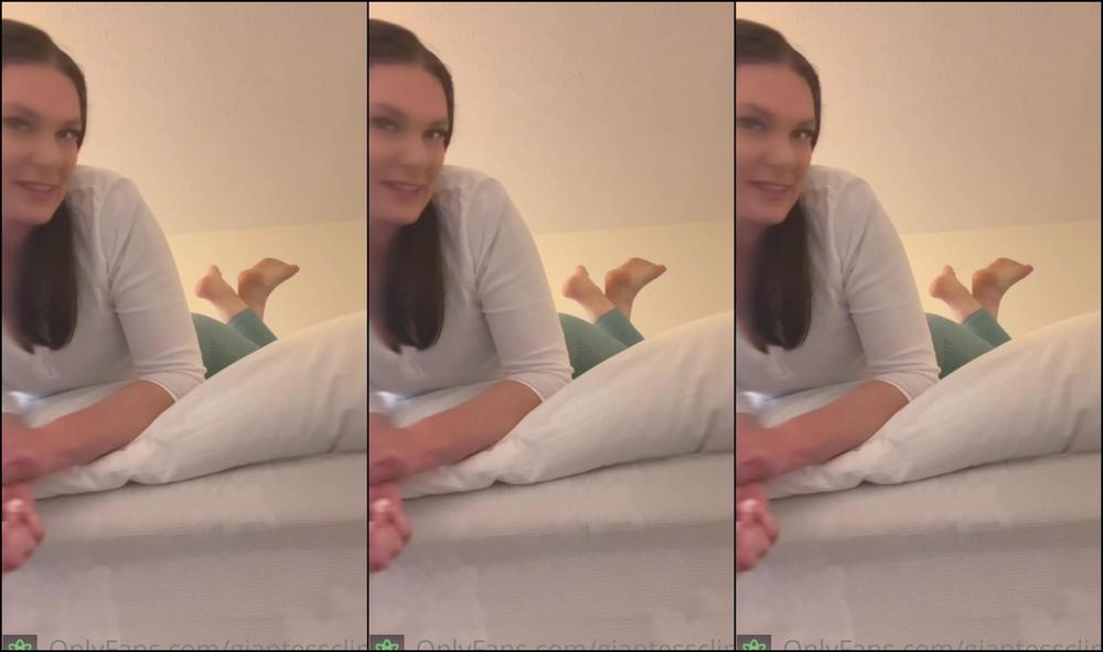 Giantessclips Worshipping Giantess Charlie S Feet Starring Charlie Leggybrunette For More Charlie V