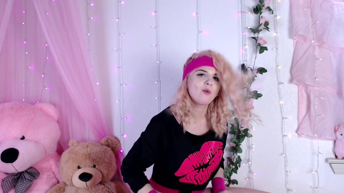 Dildo Fucking, Fitness, Stretching, Vibrator, Workout/Gym dolly mattel cock squats ManyVids