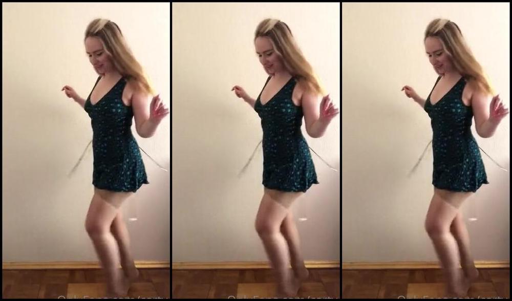 Cartyti Onlyfans New Exclusive Video Only For My Onlyfans Subscribers Hot Tease In New Outfit And Sexy Pantyhosep