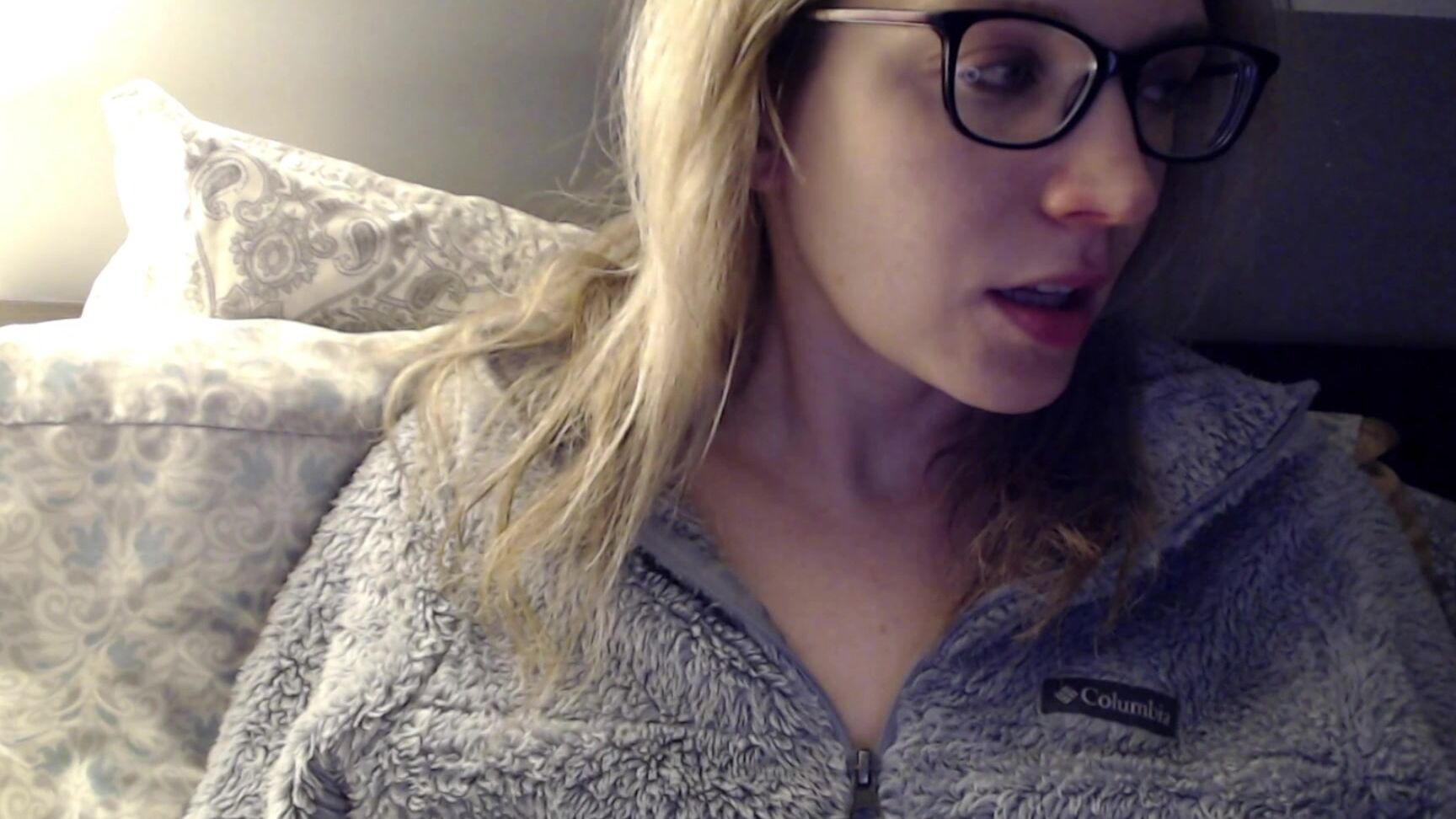 "SneezeGoddess" blonde, mucophilia, noseblowing, pov, sfw, sneezegoddess Honking in Bed with a Stuffed Nose manyvids