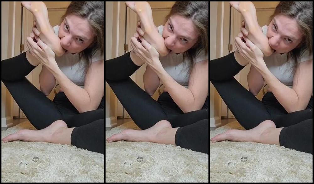 Megan Fletcher Aka Sweetsoleprincess 11 25 2024 Onlyfans Video I Find It Incredibly Hot To Self Worship After A Long Day In Sweaty Linty Socks